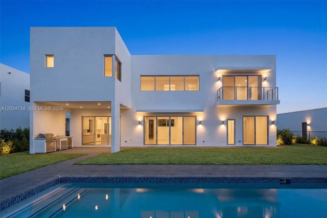 16710 N Botaniko Dr N, Weston, FL 33326