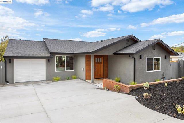 18367 Apricot Way, Castro Valley, CA 94546