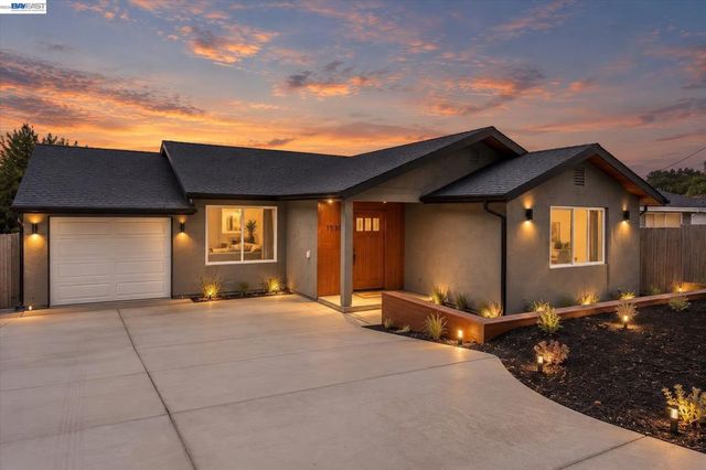 18367 Apricot Way, Castro Valley, CA 94546