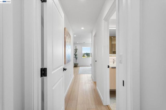18367 Apricot Way, Castro Valley, CA 94546