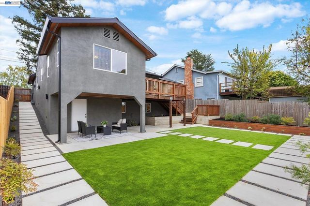 18367 Apricot Way, Castro Valley, CA 94546