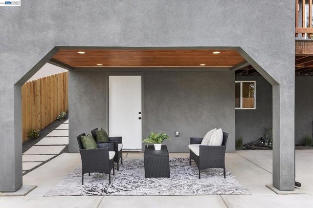 18367 Apricot Way, Castro Valley, CA 94546