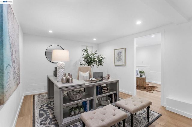 18367 Apricot Way, Castro Valley, CA 94546