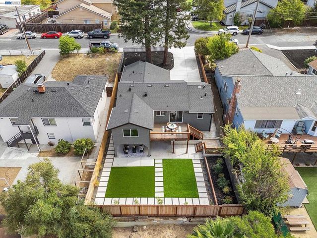18367 Apricot Way, Castro Valley, CA 94546
