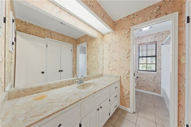 6000 Flat Rock Road, Waco, TX 76708