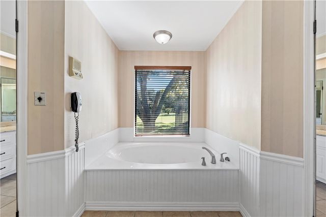 6000 Flat Rock Road, Waco, TX 76708