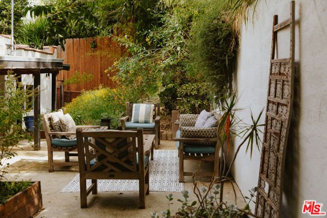 2645 Onyx Drive, Los Angeles, CA 90032