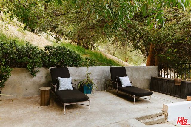 2645 Onyx Drive, Los Angeles, CA 90032