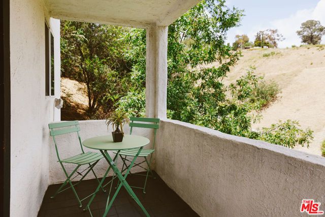 2645 Onyx Drive, Los Angeles, CA 90032