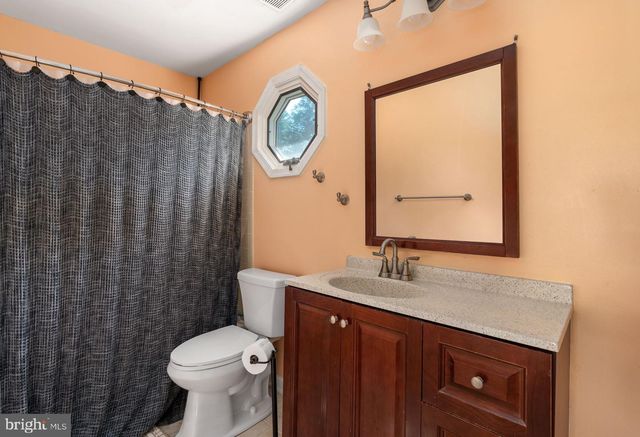 42 WASHINGTON AND LEE BLVD, Stafford, VA 22556