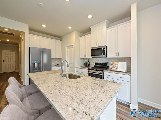 83 Wilcot Road, Meridianville, AL 35759