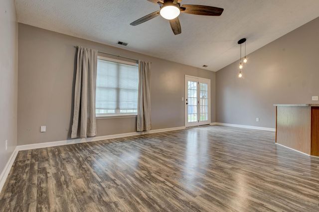 204 Dressage Court, Frankfort, KY 40601