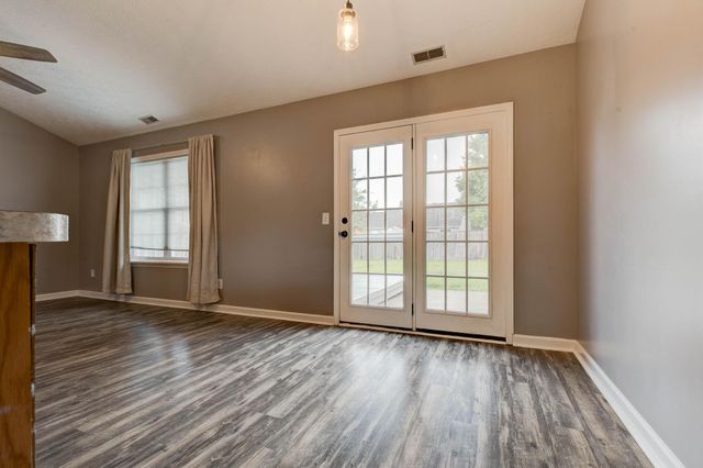 204 Dressage Court, Frankfort, KY 40601
