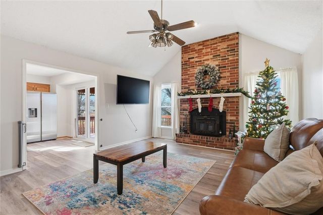 518 N Jefferson Street, Raymore, MO 64083