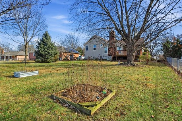 518 N Jefferson Street, Raymore, MO 64083