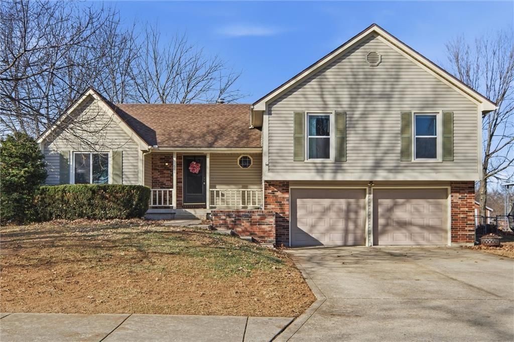 518 N Jefferson Street, Raymore, MO 64083