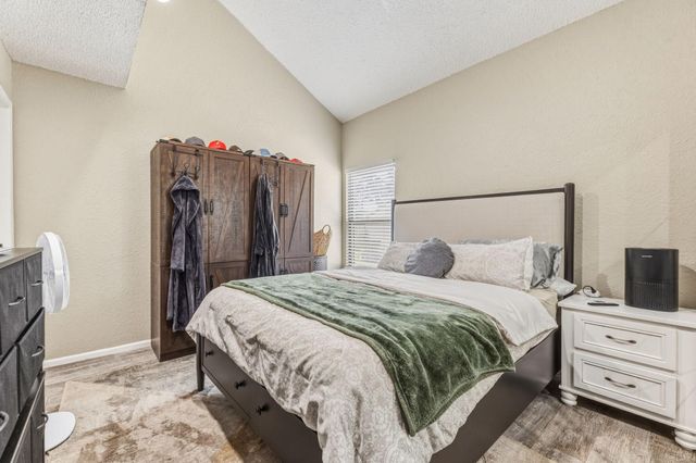 12900 Walden Road 312C, Montgomery, TX 77356