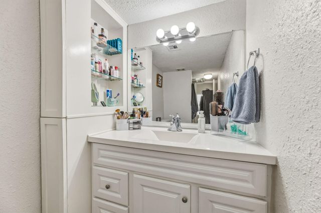 12900 Walden Road 312C, Montgomery, TX 77356
