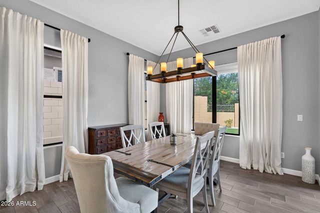 2047 N CANELO Hills, Mesa, AZ 85207