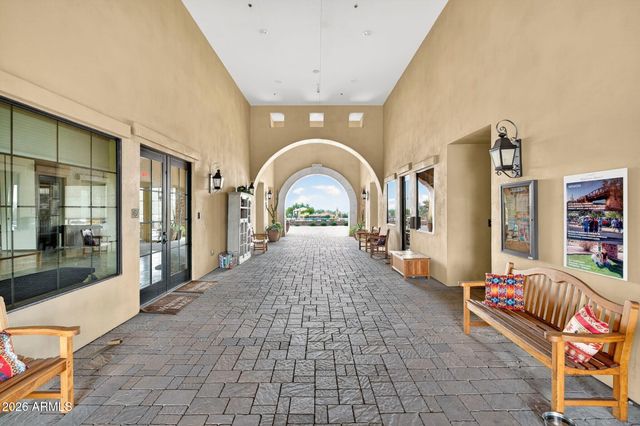 2047 N CANELO Hills, Mesa, AZ 85207