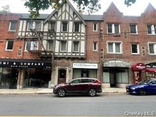 69 Harney Road 6B, Scarsdale, NY 10583