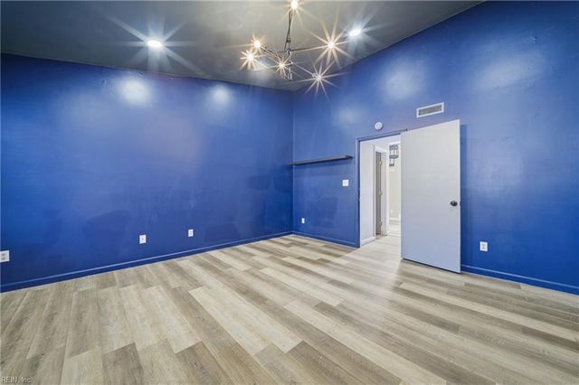 1524 Colonnade DR, Virginia Beach, VA 23451