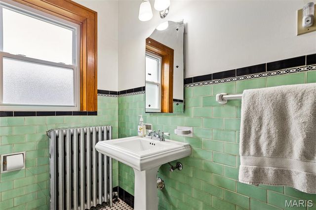 7920 Hildesheim Avenue, St Louis, MO 63123
