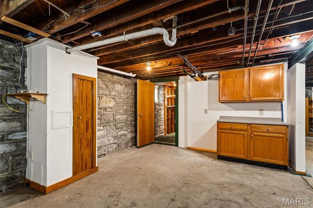 7920 Hildesheim Avenue, St Louis, MO 63123