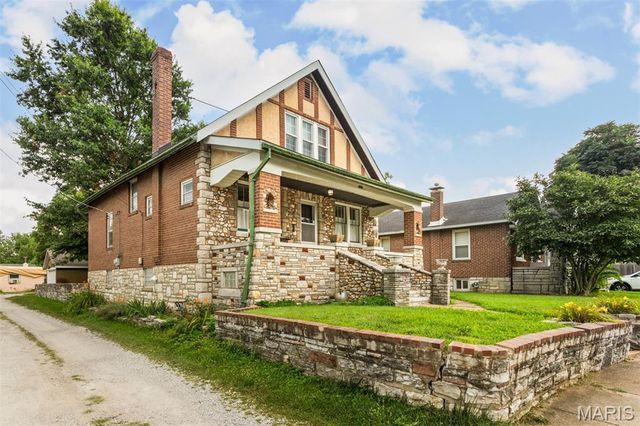 7920 Hildesheim Avenue, St Louis, MO 63123