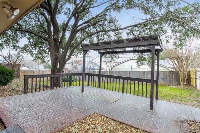 5010 Hawkins Cemetery Road, Arlington, TX 76017