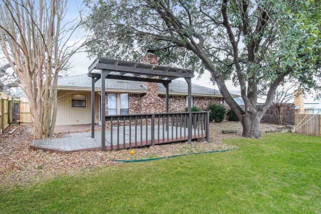 5010 Hawkins Cemetery Road, Arlington, TX 76017