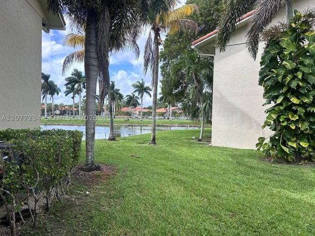 1525 Lake Crystal Dr D, West Palm Beach, FL 33411