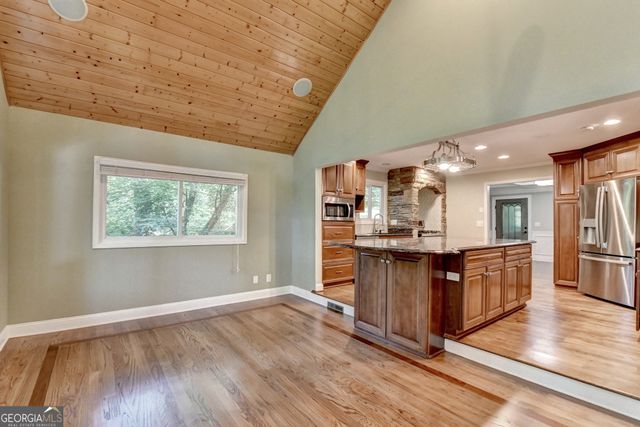 975 Timber Lake Trail, Cumming, GA 30041