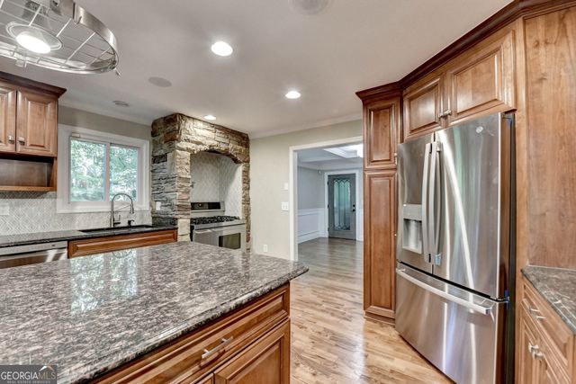 975 Timber Lake Trail, Cumming, GA 30041