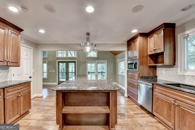 975 Timber Lake Trail, Cumming, GA 30041