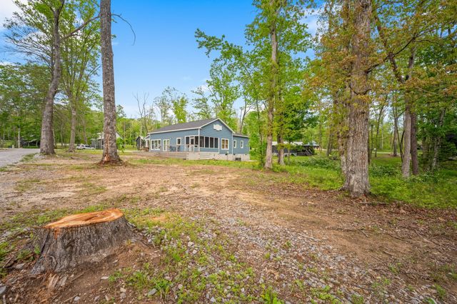 61 Sunset Ct, Tracy City, TN 37387