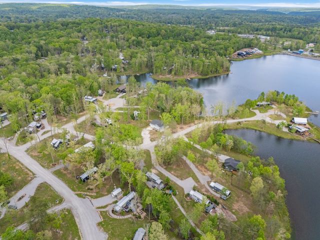 61 Sunset Ct, Tracy City, TN 37387