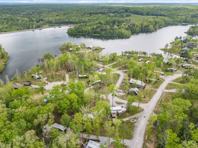 61 Sunset Ct, Tracy City, TN 37387