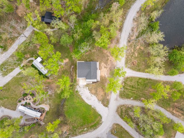 61 Sunset Ct, Tracy City, TN 37387