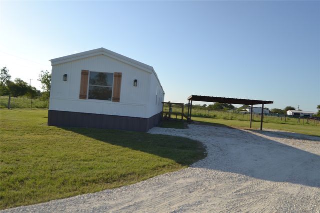 5893 SE County Road 2050, Corsicana, TX 75109