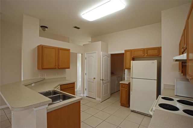 6852 SHADOWCAST LANE, Lakeland, FL 33813