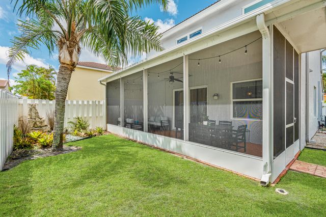 8102 Pelican Harbour Drive, Lake Worth, FL 33467