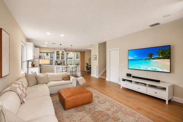 8102 Pelican Harbour Drive, Lake Worth, FL 33467