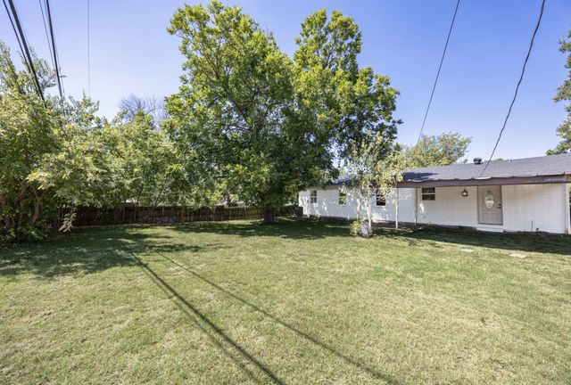 4504 Highland Lake Drive, Lake Worth, TX 76135