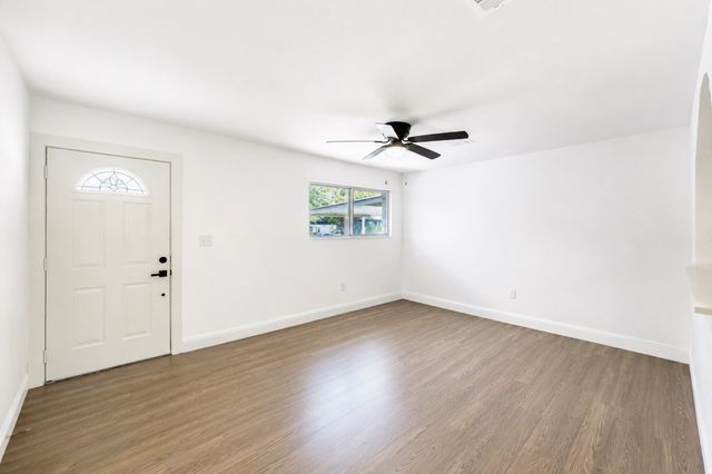 4504 Highland Lake Drive, Lake Worth, TX 76135