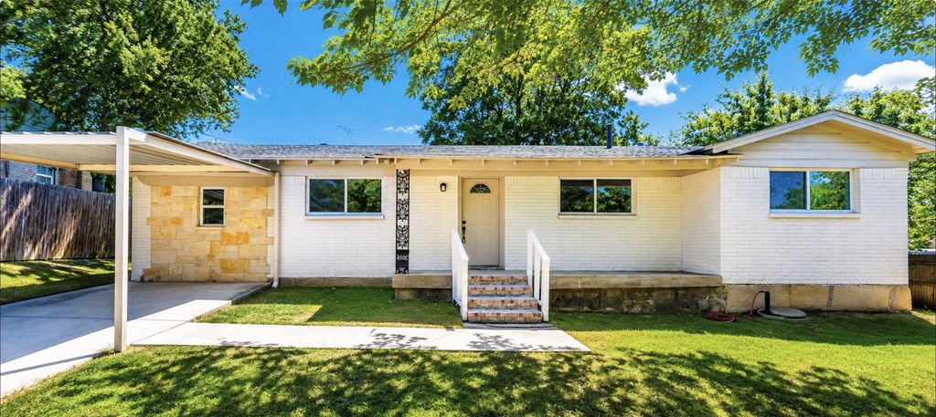 4504 Highland Lake Drive, Lake Worth, TX 76135