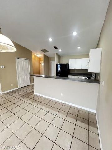 2308 NE 6th ST, Cape Coral, FL 33909