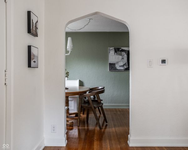 116 W 49th Street, Indianapolis, IN 46208