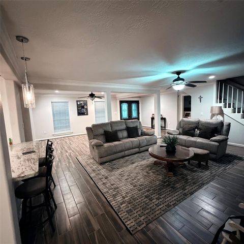 544 Brandon Road, Conroe, TX 77302