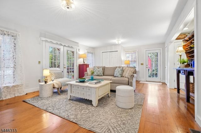 112 Flocktown Rd, Washington Twp., NJ 07853